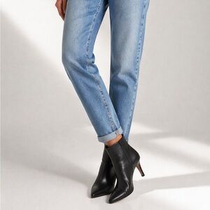 Vince Camuto Noridal Black Leather Ankle Boots 4” Heel Buttery Leather Sz 9/40